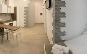 Teatro Apartments Giardino Inglese